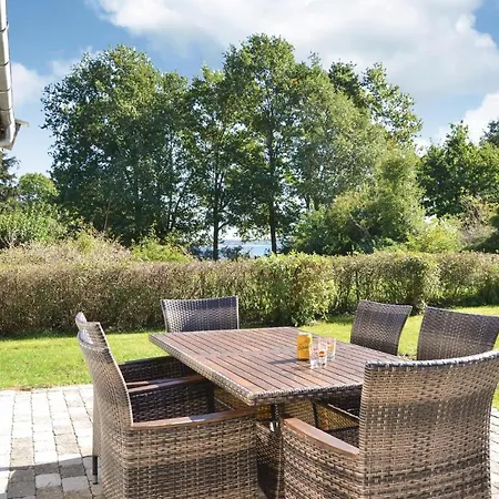 Vakantiehuis Nice In Hyllinge With Wifi *